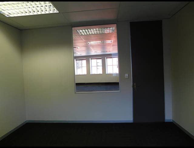 291M² OFFICE TO LET IN ILLOVO